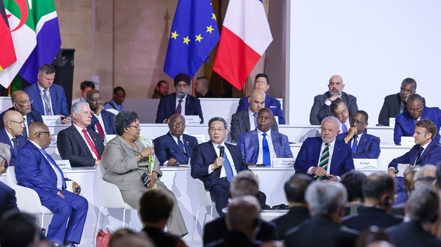 El Primer Ministro Chino Pronuncia Discurso En La Cumbre Para Un Nuevo