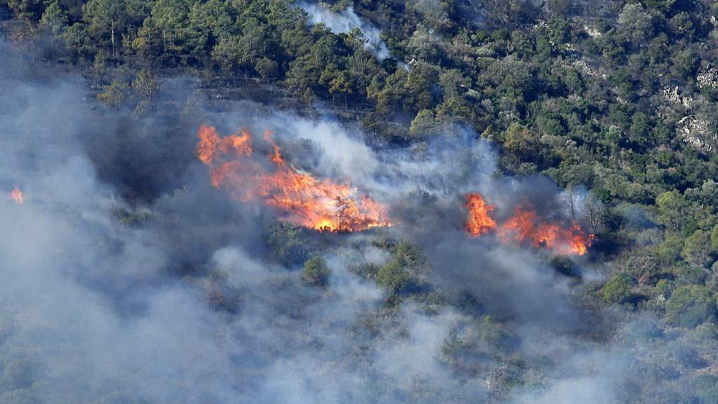 Varios Incendios Forestales Azotan España Mientras El País Se Prepara