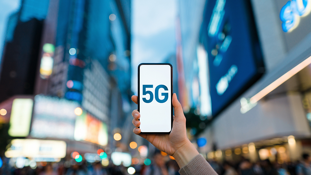 Multimedia) Remesas de celulares 5G de China llegan a 485.000 unidades en  tercer trimestre