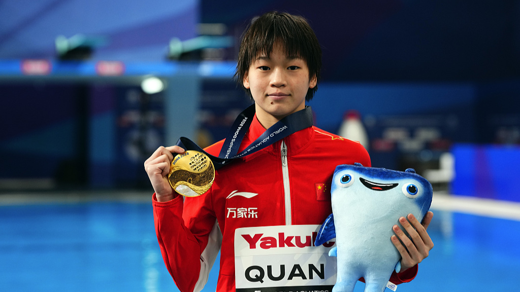 Quan Hongchan asegura el título individual en plataforma de 10 metros